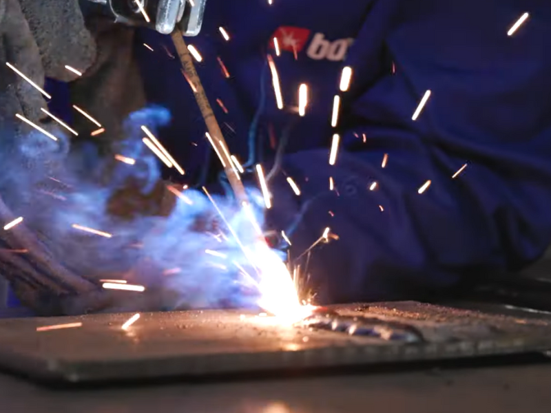 como soldar com eletrodo revestido