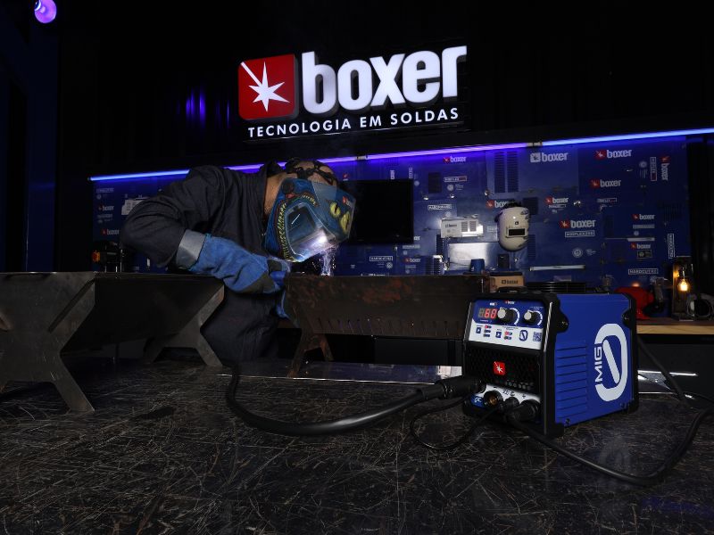 Qual a melhor máquina de solda MIG sem gás